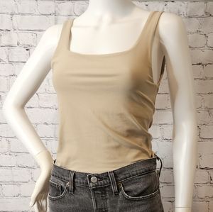 ⭐️ Carbon38 wide scoop bra tank size large in melt sandy tan